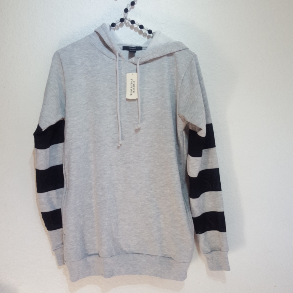 Forever 21 hoodie small